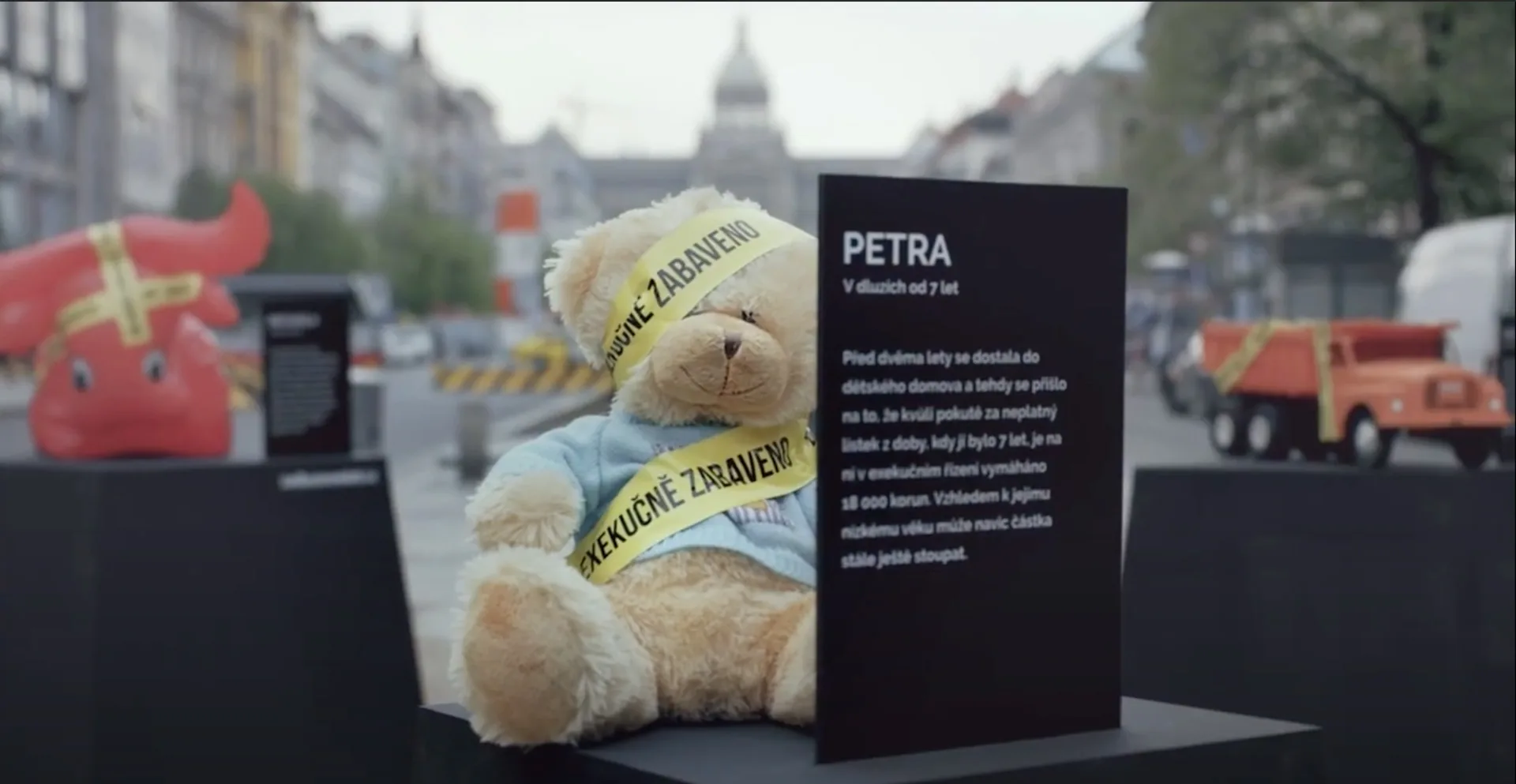 Zadlužené děti – Člověk v tísni
